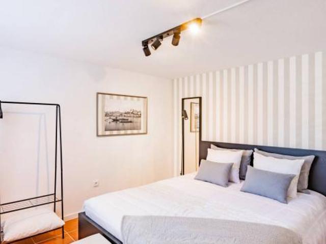 Apartamentos Porto Porto 4400 497 DLS73301806