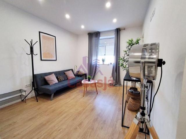 Apartamentos Porto Porto DLS100256766