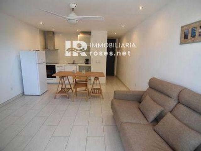 Apartamentos Roses Girona 104685483