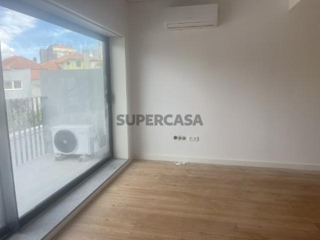Apartamentos T0+1 Ao Campo 24 de Agosto
