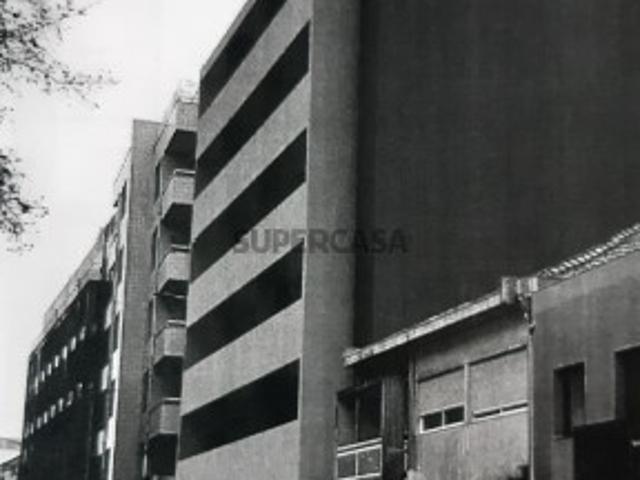 Apartamentos T1 inicio de construção Soares dos Reis