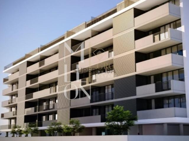 Apartamentos T2 e T3 em condomínio de Luxo com piscina e ginásio, em Aveiro