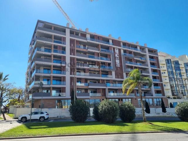 Apartamentos T2 novos, modernos com piscina e garagem Faro 100m² Faro Sé e São Pedro