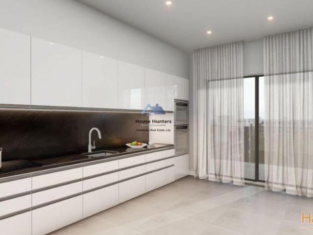 Apartamentos T3 com estacionamento | Nova Construção | São Clemente | Loulé | 26073414979