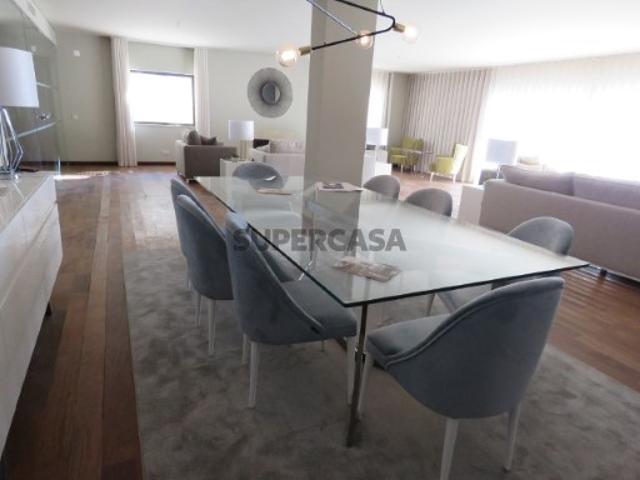 Apartamentos T3 em condominio, Sintra