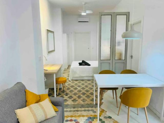 Apartamentos Valencia Valencia 104038166