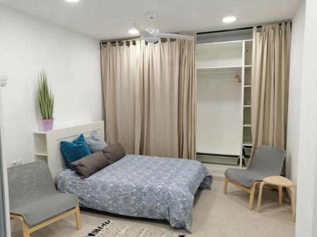 Apartamentos Valencia Valencia 101772264