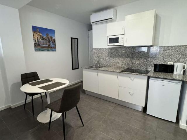 Apartamentos Valencia Valencia 103325581