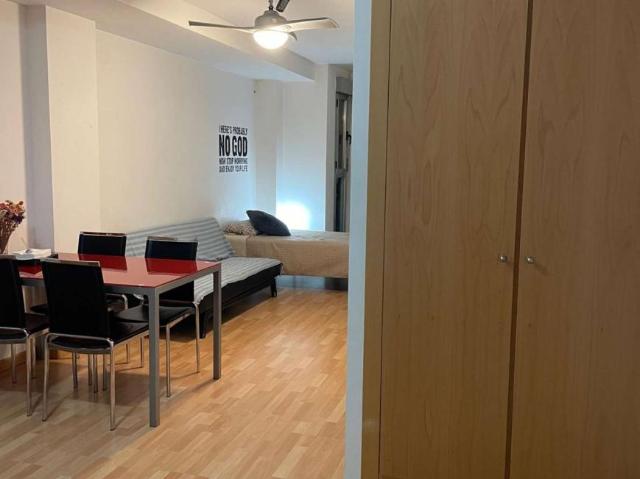 Apartamentos Valencia Valencia 98675958