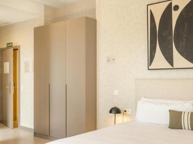 Apartamentos Valencia Valencia ES101407542