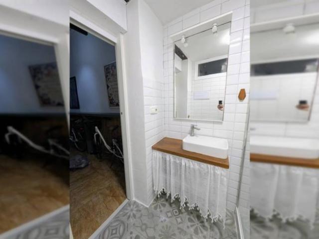Apartamentos Valencia Valencia ES102631038