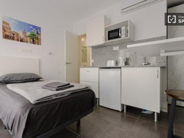 Apartamentos Valencia Valencia ES103325730