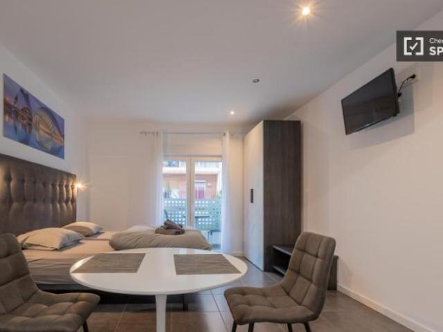 Apartamentos Valencia Valencia ES103326149