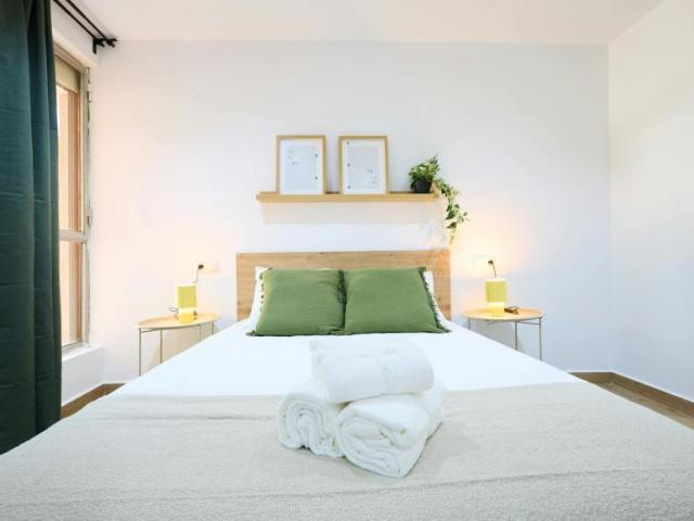 Apartamentos Valencia Valencia ES104783042
