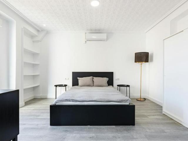 Apartamentos Valencia Valencia ES104325009