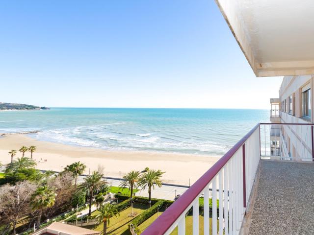 APARTAMENTOS VENECIA CON ESTUPENDAS VISTAS AL MAR