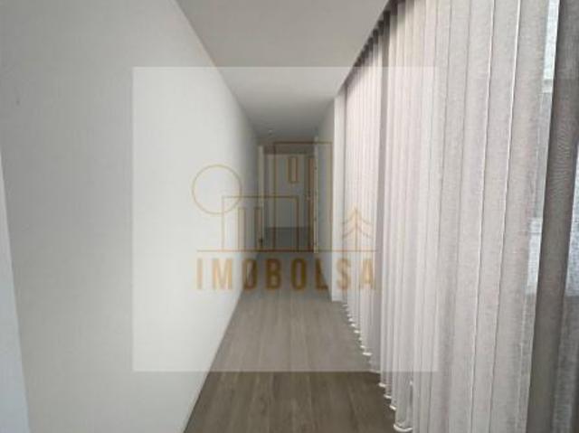 Apartamentos Vila Nova de Famalicão Vila Nova de Famalicão DLS100420627