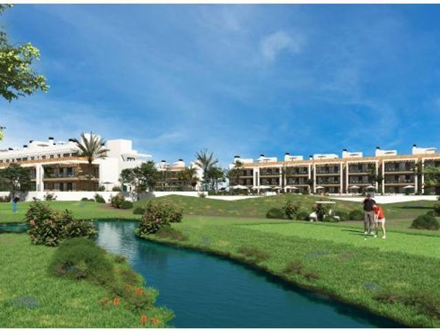 Apartamentos y villas de obra nueva junto a La Serena Golf en Los Alcázares