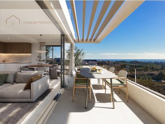 Apartamentos y áticos con vistas al mar en Cala Mijas