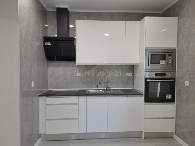 ApartamentoT1, com remodelação total
