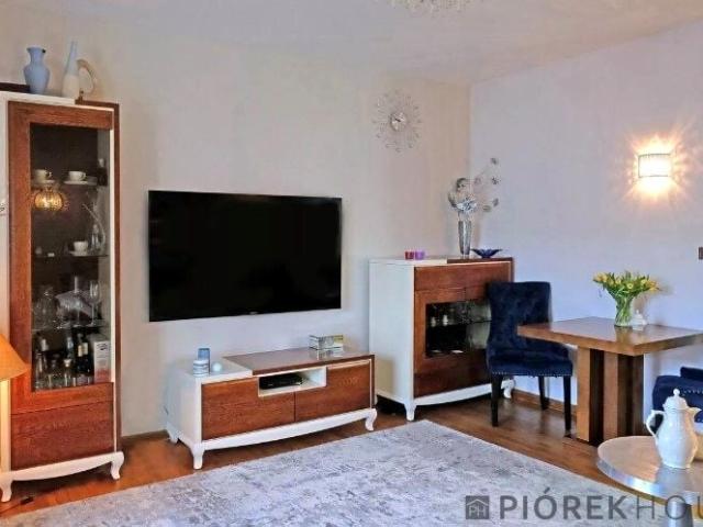 Apartamentowa 80 m², Warszawa