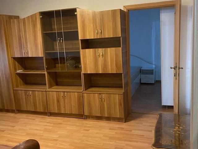 Apartamen cu 2 camere de inchiriat
