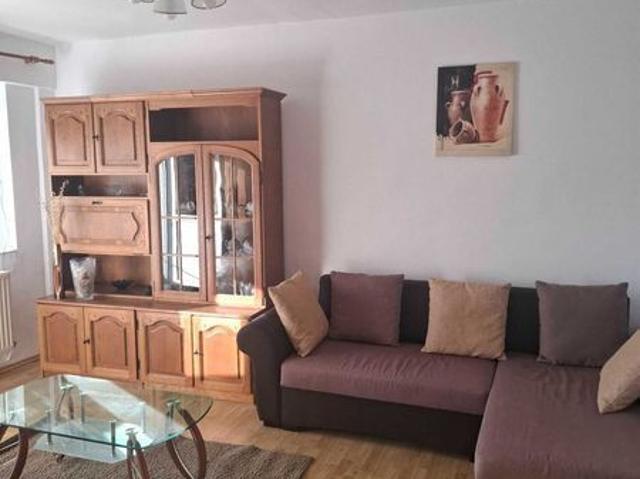 Apartamen de inchiriat in cartier Dupa Zid