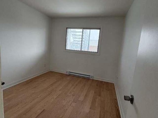 APARTEMENT A LOUER,PREMIERE ETAGE