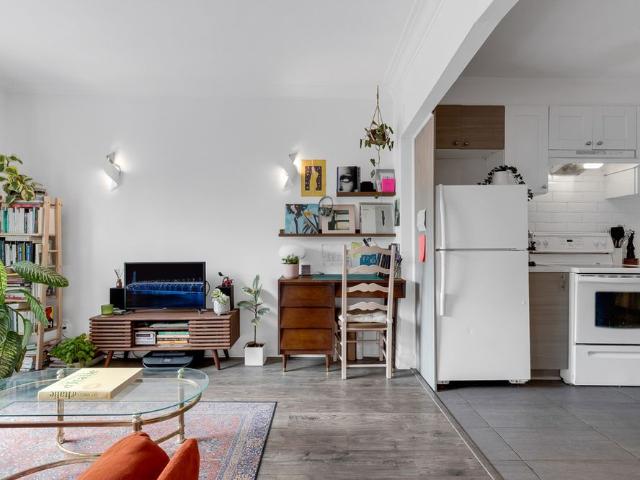 Apartement Spacieux En Face Du Métro