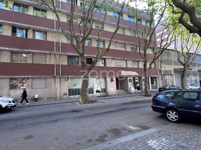 Apasrtamento T2 +1 com garagem em Matosinhos Sul