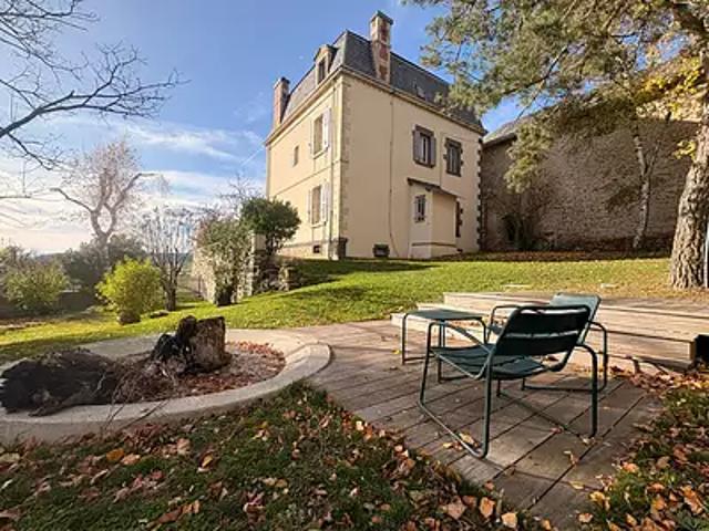 Apchat 63420 Achat / Vente maison 8 pièces t8 piscine cave
