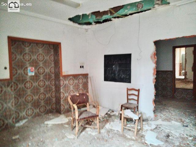 APIHOUSE VENDE CASA DE PUEBLO PARA REFORMAR. PRECIO 44.000€