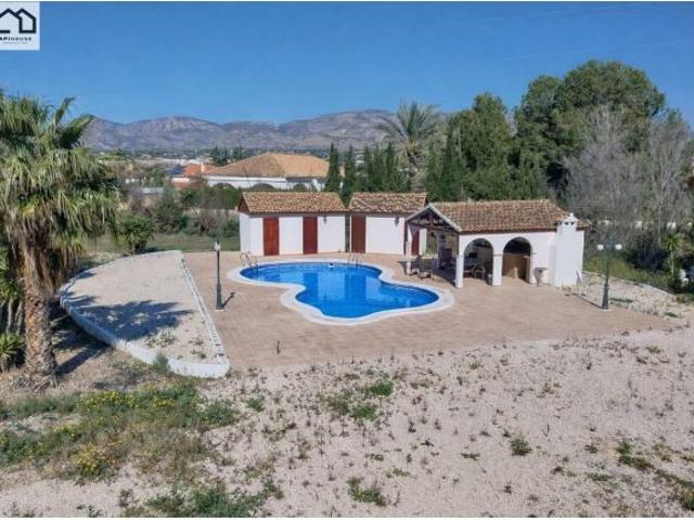 APIHOUSE VENDE ESPECTACULAR VIVIENDA EN CREVILLENTE. PRECIO A PLAZOS: 625.000€