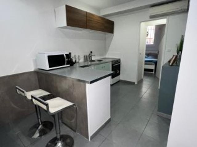 Appt au PANIER T2 Rdc+ Cours Privée