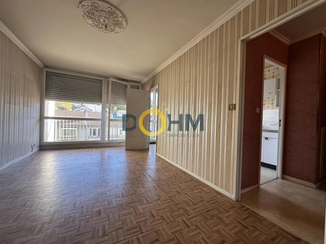 appt hyper centre balcon, ascenseur et garage