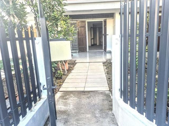 Appt T4 rdc avec un jardin 97400 Saint Denis