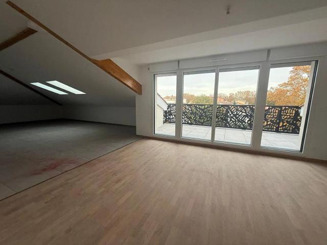 Appt T4 Saint CYPRIEN 128m² utiles terrasse 44m²