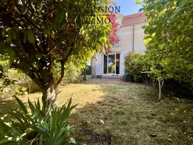 Appt T6 en Duplex 130 m2 Dijon TOISON Salon séjour 40 m2 ch