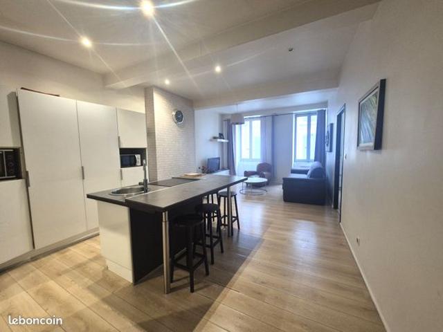 Appt T3 53 m² hab centre historique