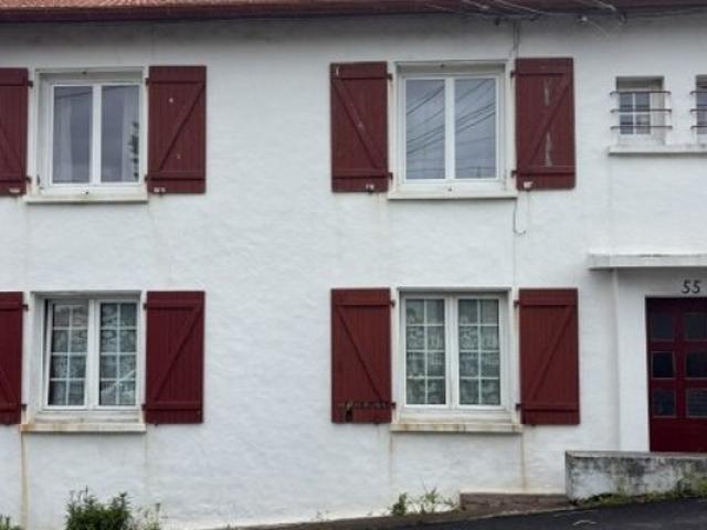 App Biarritz Beaurivage T2 avec Parking et cave