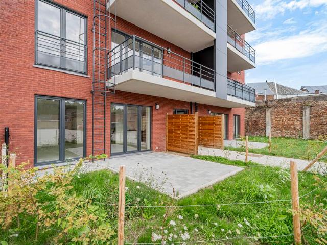 App. rez de chaussée à vendre avec 2 chambres à coucher