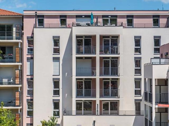 App T1 25m2 Senior St Etienne