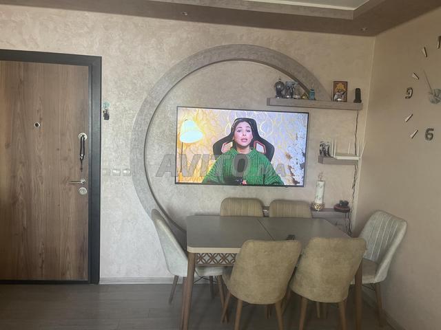 Apparemment à vendre