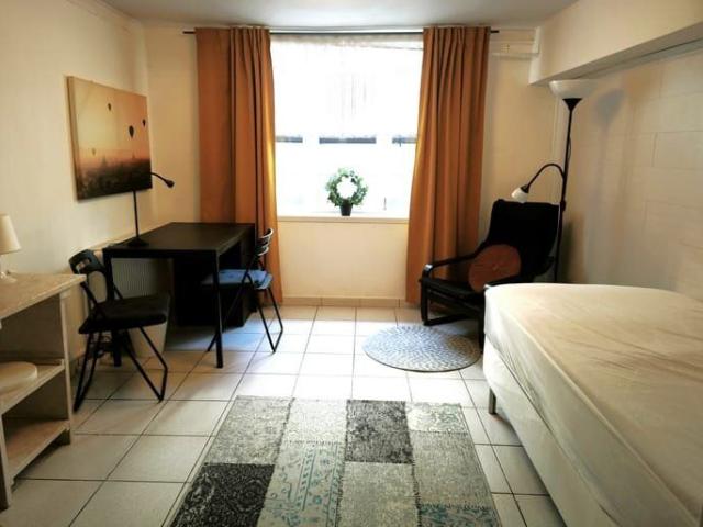 Appart. 1 CH meublé Parvis Saint Gilles
