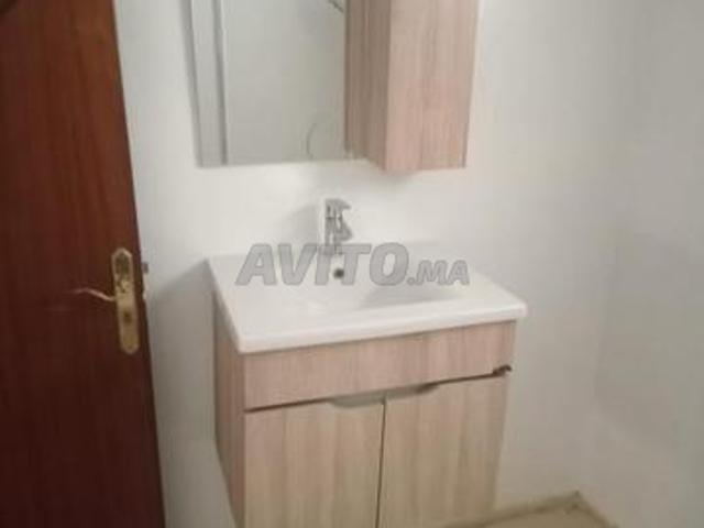 Appart 2 ch vide à louer à agdal