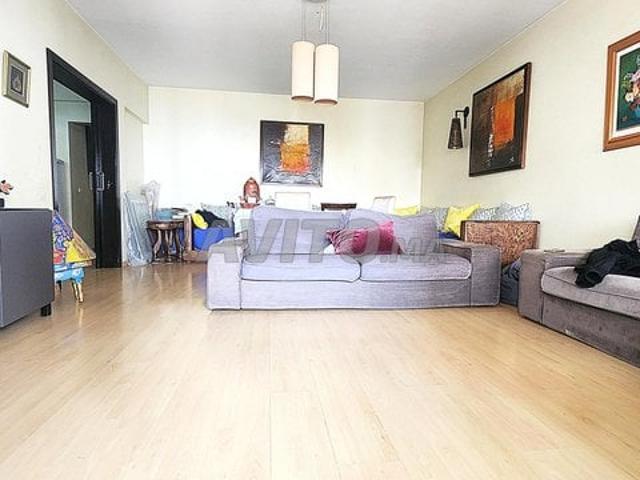 Studio récent 51m2 2ème étage Maarif