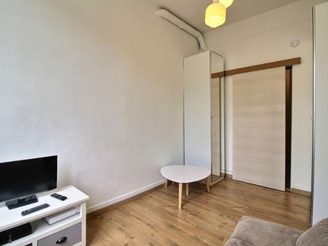 APPART. – 75009