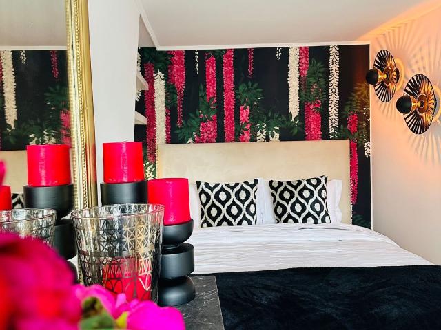 Appart EIFFEL Tower View 4pers, Paris Amsterdam Apartments for Rent