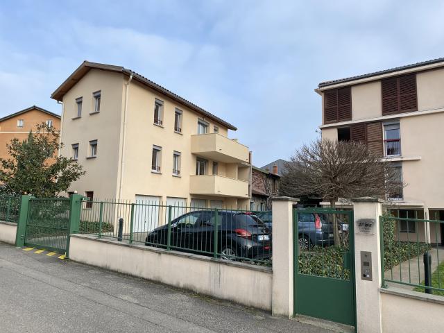 APPART F3 + BALCON ET GARAGE