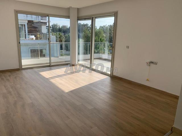 Appart luxueux 3 ch vide à louer à prestigia